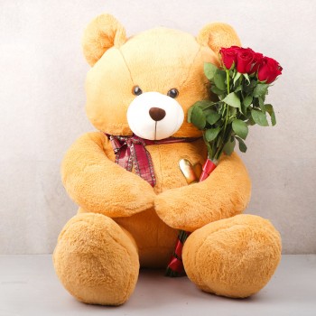 3 Fit Teddy With Red Roses
